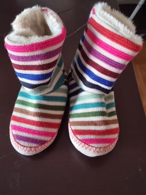Indoor shoes new, unworn slippers