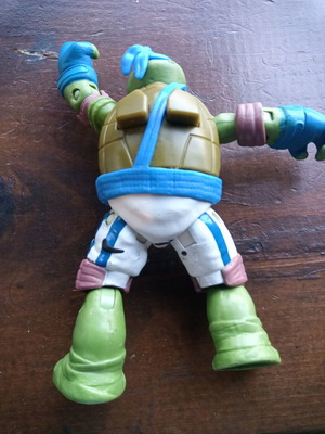 Leonardo Teenage Mutant Ninja Turtle action figure with movable arms
