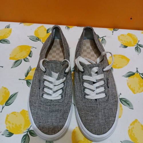 Levi's grey ballet flats size 36.5 like new