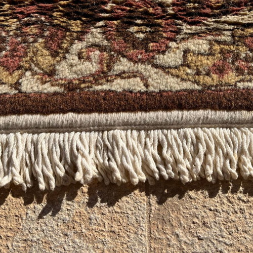 Rug used 2.90x2.00 meters