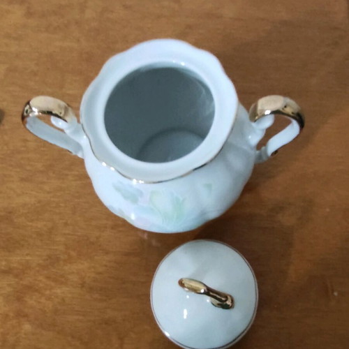 Porcelain sugar bowl FP like new