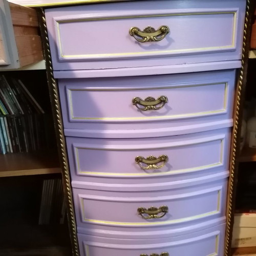 Antique buffet used with 7 drawers and 2 lockable cabinets