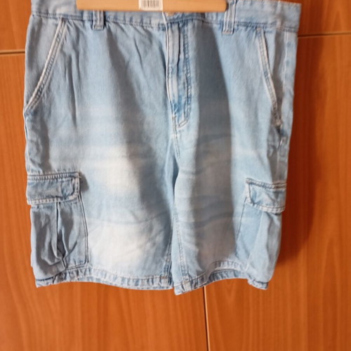 Bershka denim bermuda shorts XL, light blue, like new