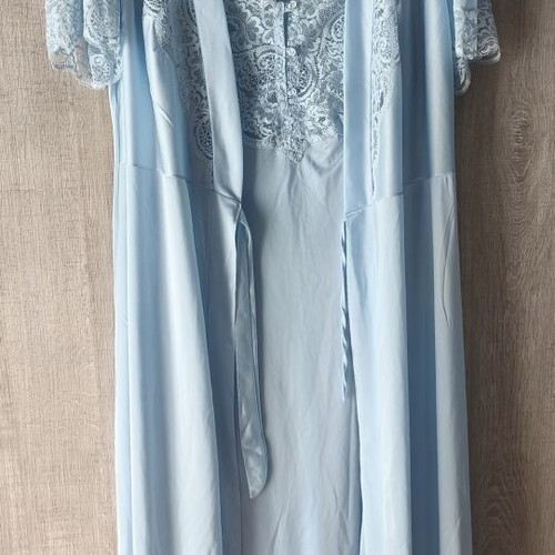 Vintage Primavera nightgown and robe set turquoise like new