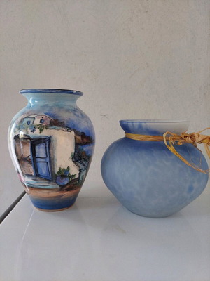 Decorative vases used, set of 2 pieces