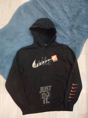 Nike men's hoodie medium with card print on hood