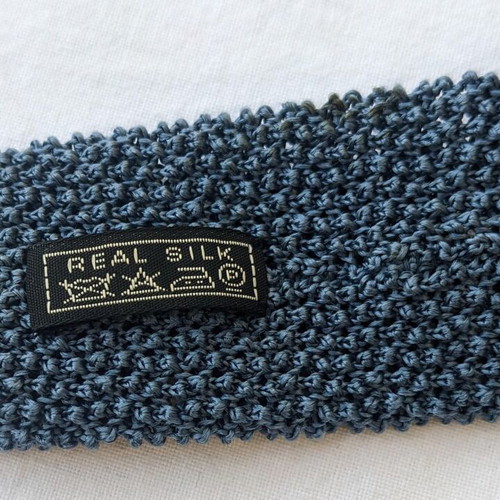 Paul Smith silk knitted tie like new, blue with square end