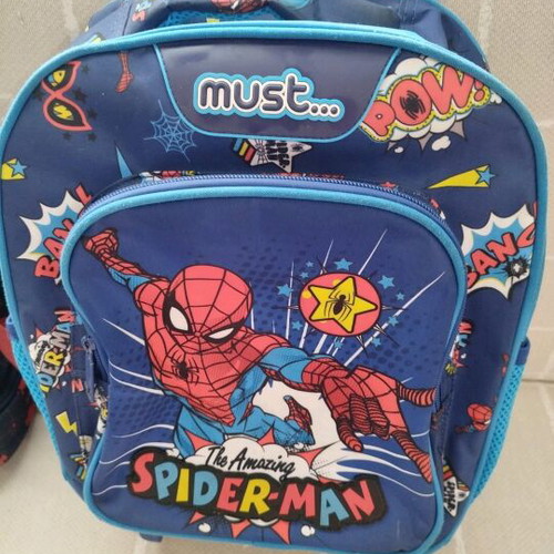 Must Spiderman Trolley Bag and Lunch Bag like new for Kindergarten Boy