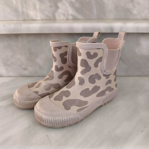 H&M kids rubber boots used, size 31, beige pink