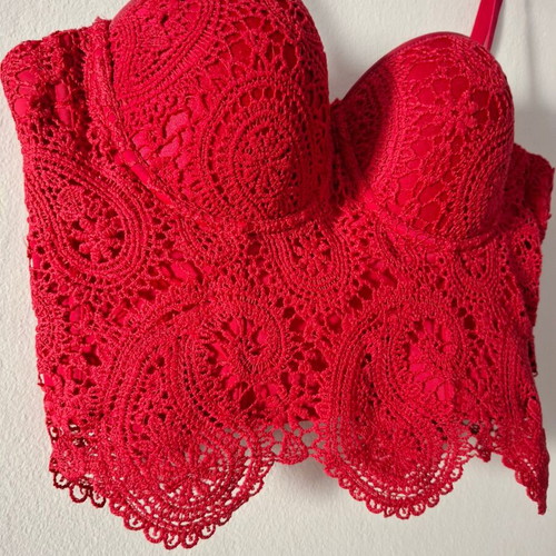 Women's Red Wine corset blouse like new with lace and padding