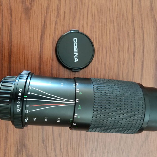 Super Cosina 70-210mm MC Macro camera lens like new