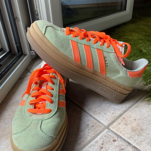 Adidas Gazelle double sole like new, multicolor sports shoes size 38