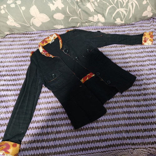 Women's jacket like new, black and multicolor, sizes S and M