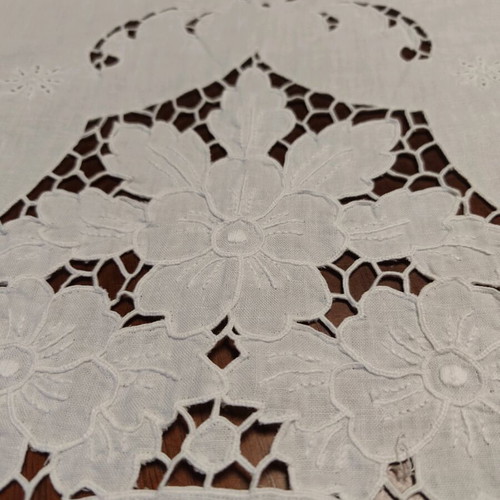 Handmade cutwork curtain like new 190x290