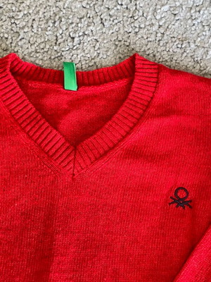 Benetton red V-neck sweater for 2-year-old boy like new