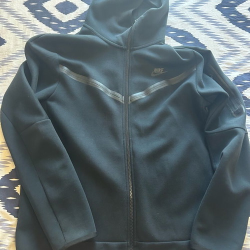 Nike Tech Fleece black, new, size L