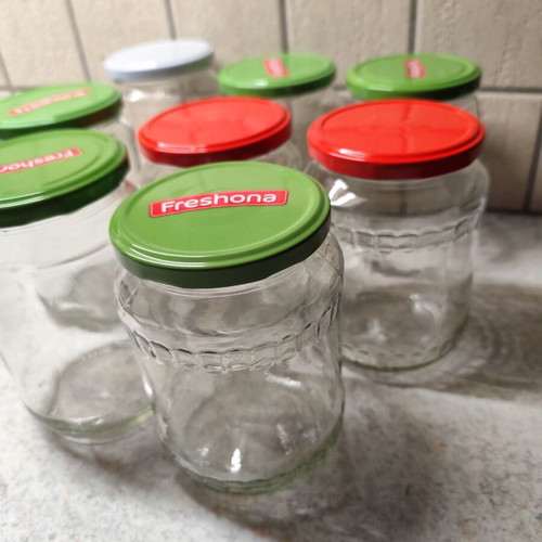 Glass jars pack of 8, like new, large