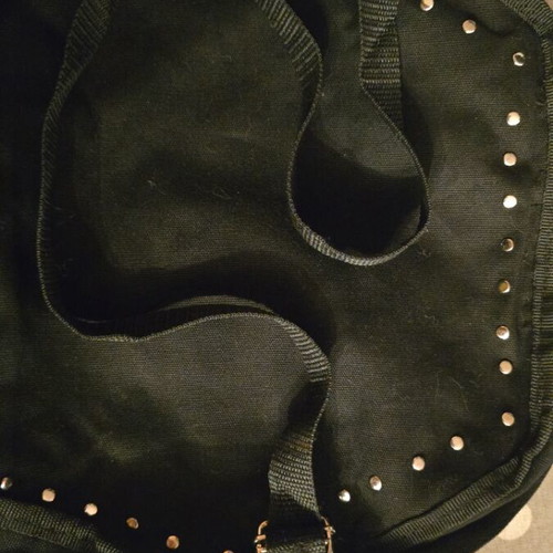 Spiderweb shoulder bag like new, black and red, 77cm strap