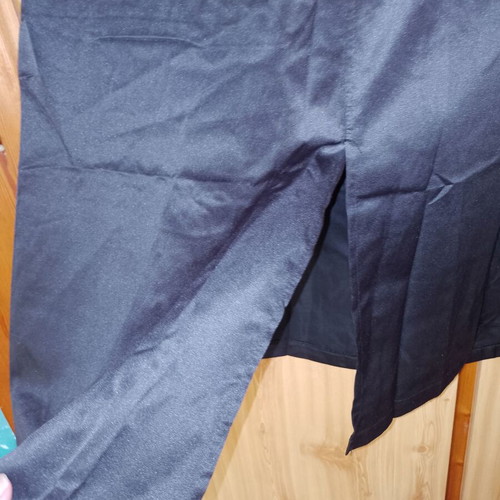 Satin skirt long black new, pockets and back slit, size M/L