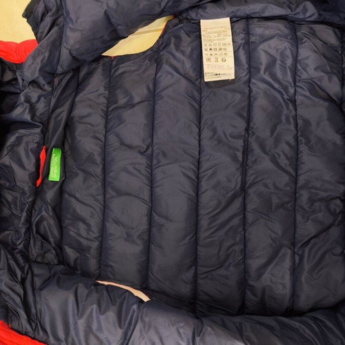 United Colors of Benetton sleeveless jacket vest XXS 3-4 years red like new