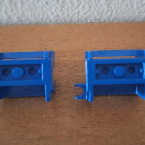 Lego Classic Castle horse saddles with clip