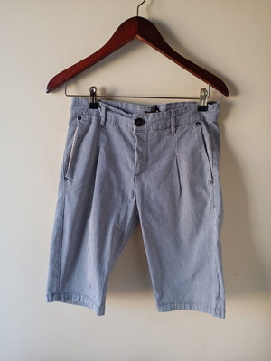 Βερμούδα ανδρική Abercrombie & Fitch σαν καινούργια, γκρι και λευκές ρίγες W30