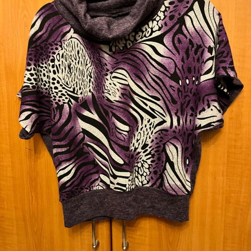 Multicolored purple blouse like new, size L