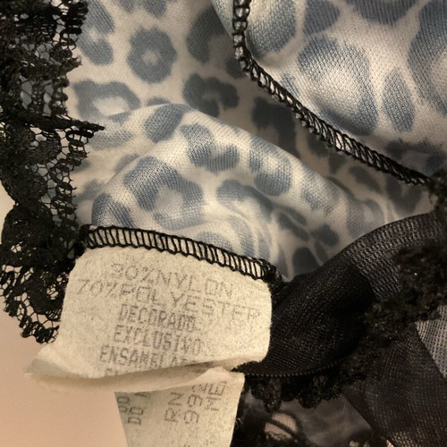Corset lingerie pajama like new with ribbons