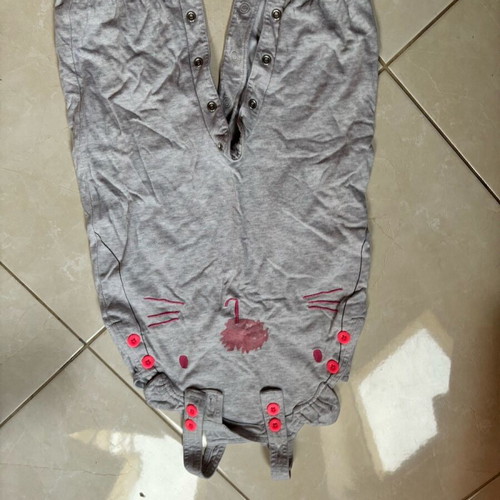 Overalls and blouse set like new, 2-year-old bodysuit