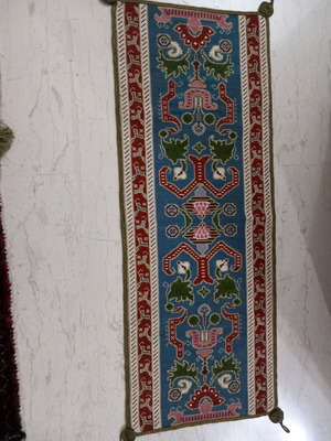 Embroidered table runner 0.87×0.34 m