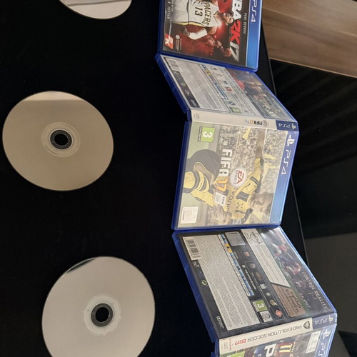 2017 Sports Game Set for PlayStation 4 like new, FIFA 17, PES 2017, NBA 2K17