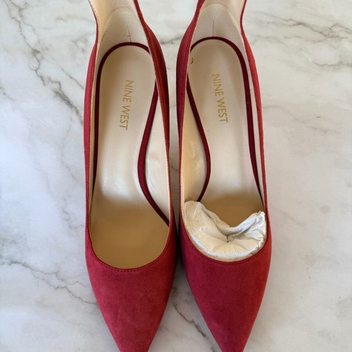 Nine West women's suede pump new, red, size 38.5