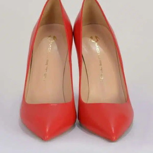 Mourtzi coral pumps size 38 new with anti-slip sole