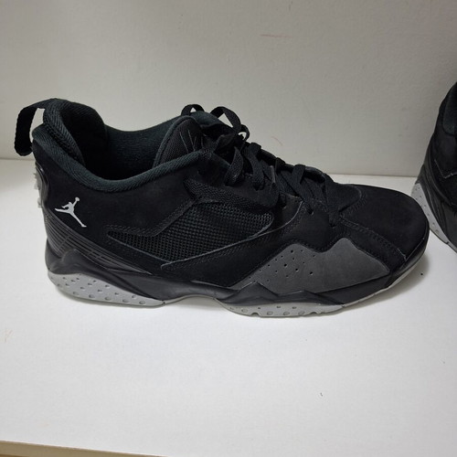 Nike Air Jordan MVP 92 sneakers like new, size 44, black and grey