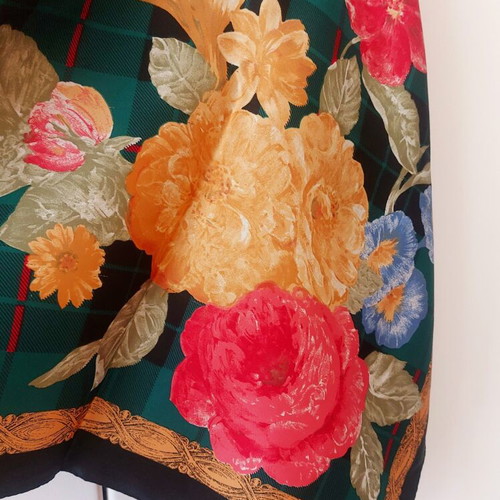 Vintage scarf 85×85 cm polyester used, multicolor floral pattern