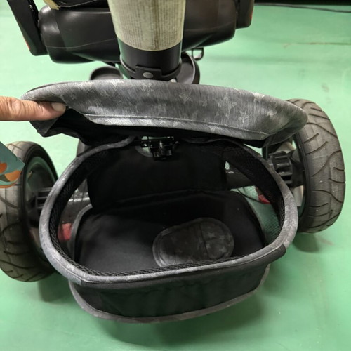 Multifunctional stroller trike used for children