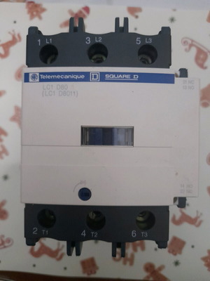 Ρελέ ισχύος 37kW 125A μεταχειρισμένο με 2 βοηθητικές επαφές