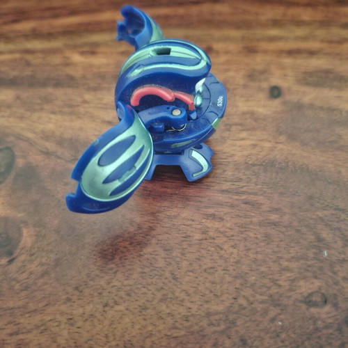 Bakugan Aquos Monarus Season 1 classic rare figure like new