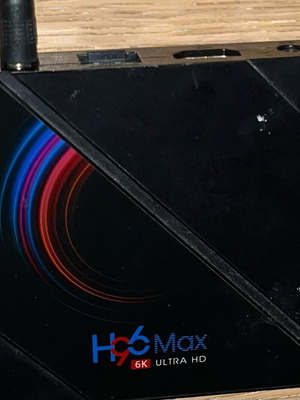H96 Max 6K Ultra HD Smart TV Box like new with HDMI and remote