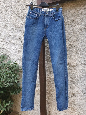 Vintage 90s τζιν σαν καινούργιο, μέγεθος S/M, μπλε