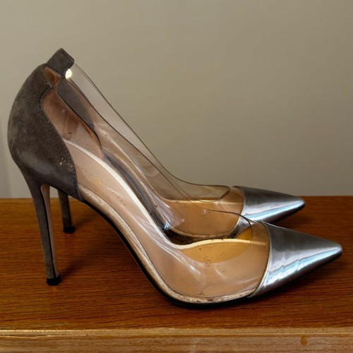 Gianvito Rossi plexi pumps used, gray size 38.5