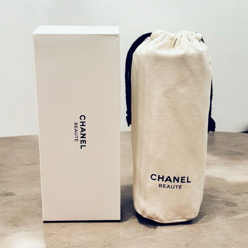 Chanel large microfiber towel, ecru, with box and storage pouch