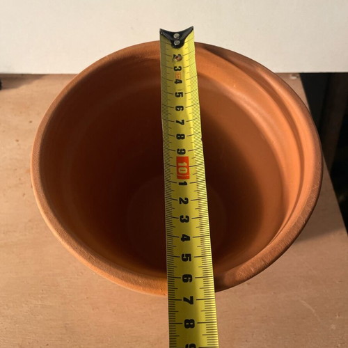 Clay pot EV17 made in Italy with hole new (16.5cm diameter x 14cm height)