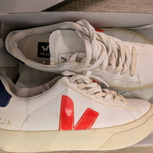 Veja athletic shoes used, size 37, white