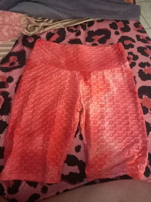 Leggings shorts with back ruching for lift, like new