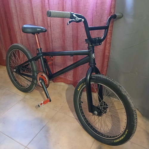 GT BMX bike, 20 inch wheels, black