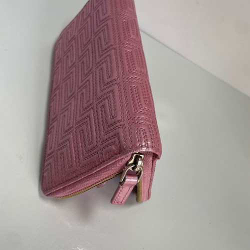 Versace leather wallet like new, pink