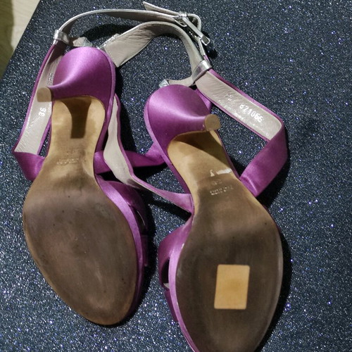 Women's satin purple sandals size 36 like new