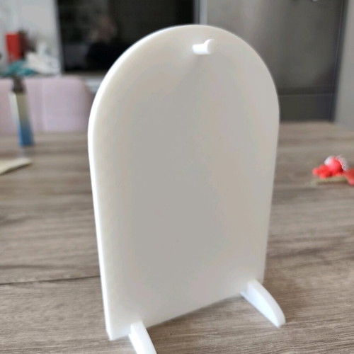 Keychain Display Stand new, white minimal