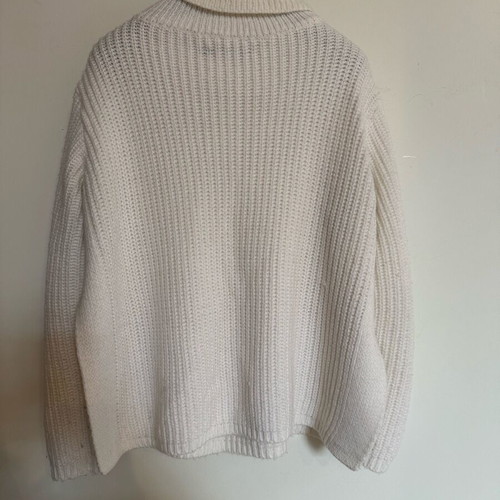Zini knitted sweater white like new with side openings, size S